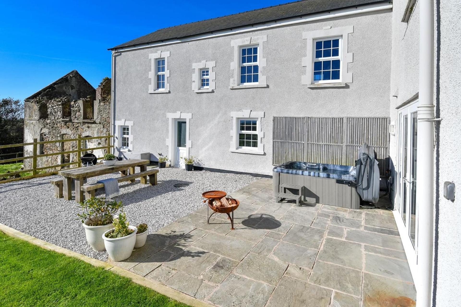 Ty Carmel - Carmel House Villa Llannerch-y-medd Exteriör bild